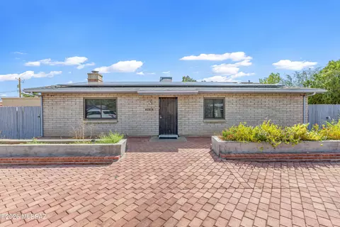2646 N Haskell Dr, Tucson, AZ 85716