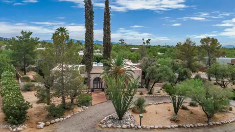 6944 N Vista Pl, Tucson, AZ 85704