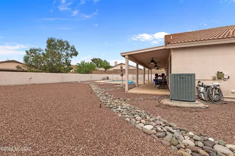 Exterior - 7548 S Samandari Ct, Tucson, AZ 85747 photo 4 of 5