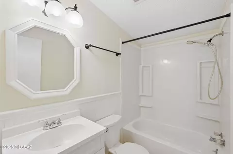 Bath - 3610 E Pinal St, Tucson, AZ 85739 photo 4 of 4
