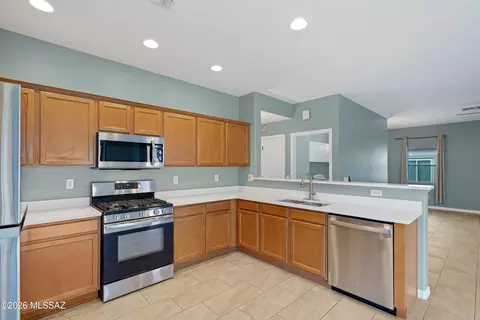 5582 W Sunset Vista Pl, Marana, AZ 85658