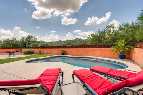 4832 W Trails End Rd, Tucson, AZ 85745