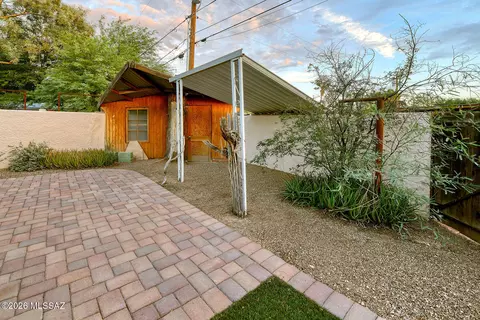 Exterior - 1916 E 9th St, Tucson, AZ 85719 photo 11 of 14