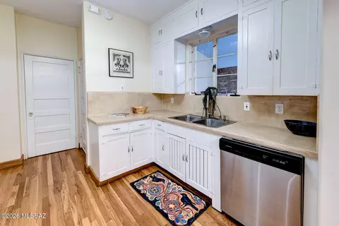 Kitchen - 1916 E 9th St, Tucson, AZ 85719 photo 4 of 5