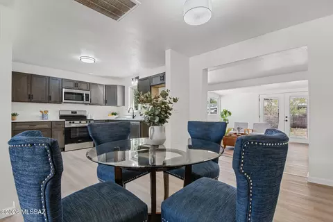 Dining - 6702 E Koralee St, Tucson, AZ 85710 photo 3 of 3