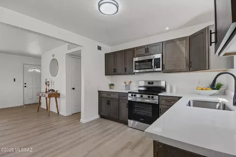 Kitchen - 6702 E Koralee St, Tucson, AZ 85710 photo 2 of 2