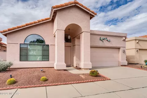 7768 E Marquise Dr, Tucson, AZ 85715