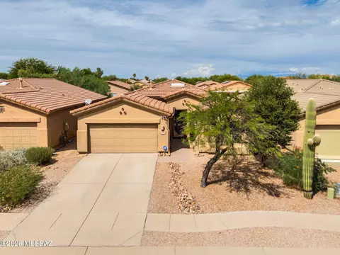 345 E Calle Trona, Green Valley, AZ 85614