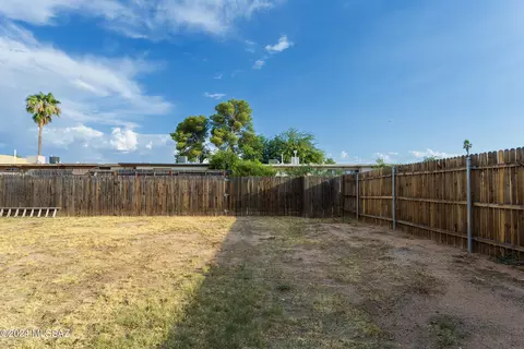 Exterior - 6730 E Hawk Dr, Tucson, AZ 85730 photo 3 of 9
