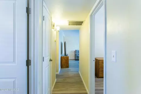 Entry Way - 6730 E Hawk Dr, Tucson, AZ 85730 photo 2 of 3