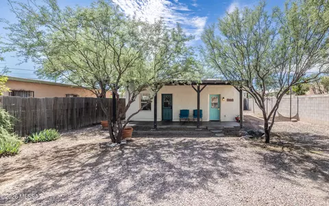 1313 W St Clair St, Tucson, AZ 85745
