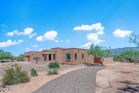 Exterior - 14561 E Circle Q Ranch Pl, Vail, AZ 85641 photo 4 of 12