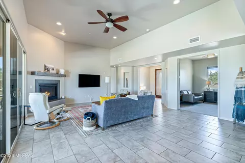 Living - 14561 E Circle Q Ranch Pl, Vail, AZ 85641 photo 4 of 5