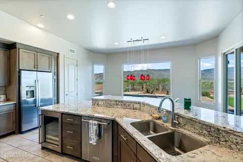 Kitchen - 14561 E Circle Q Ranch Pl, Vail, AZ 85641 photo 3 of 5