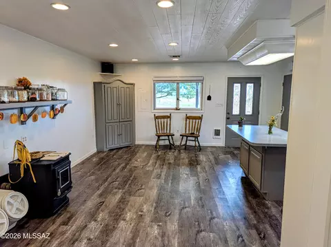 Kitchen - 8050 E Dunn Ln, Pearce, AZ 85625 photo 6 of 6