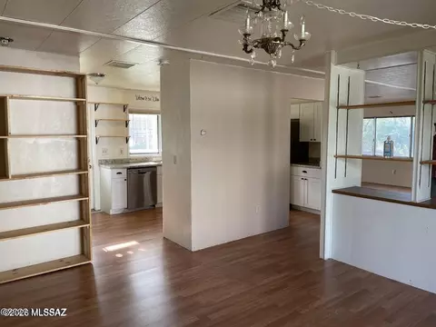 Living - 505 E Hillcrest Dr, Benson, AZ 85602 photo 4 of 4