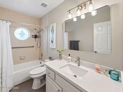 Bath - 64269 E Chippewa Ct, Tucson, AZ 85739 photo 3 of 3
