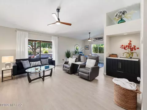 Living - 64269 E Chippewa Ct, Tucson, AZ 85739 photo 2 of 3