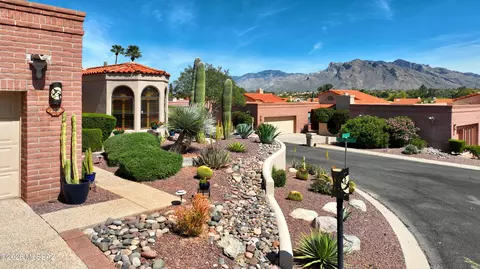 2570 W Ben Hogan Dr, Tucson, AZ 85742