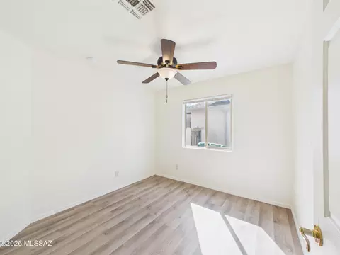 Bedroom - 10096 Desert Valley Pl, Tucson, AZ 85747 photo 1 of 4