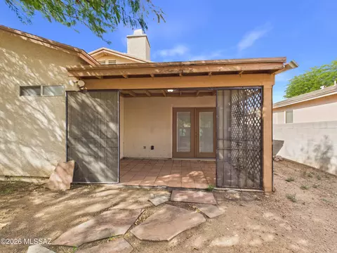 Exterior - 10096 Desert Valley Pl, Tucson, AZ 85747 photo 4 of 7