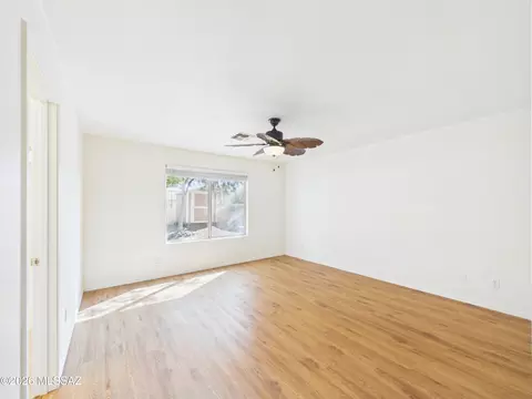 Living - 10096 Desert Valley Pl, Tucson, AZ 85747 photo 3 of 3