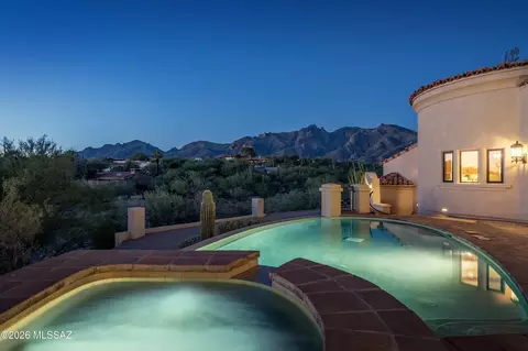 5348 N Va Alcalde, Tucson, AZ 85718