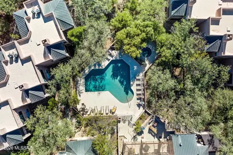 6655 N Canyon Crest Dr #1102, Tucson, AZ 85750