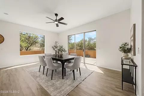 Dining - 13792 E Langtry Ln, Tucson, AZ 85747 photo 2 of 4