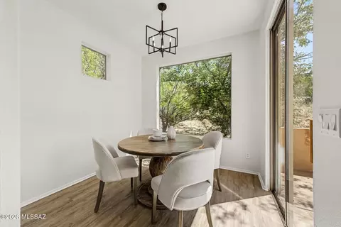 Dining - 13792 E Langtry Ln, Tucson, AZ 85747 photo 3 of 4