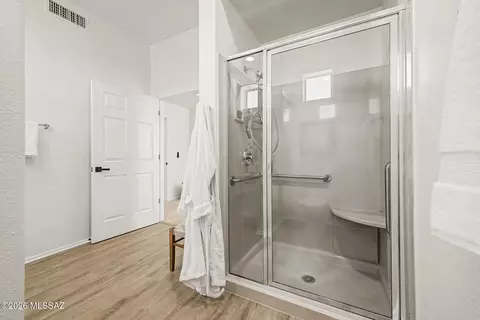 Bath - 13792 E Langtry Ln, Tucson, AZ 85747 photo 2 of 2