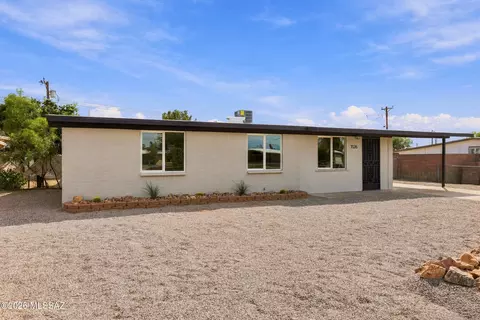 Exterior - 1126 E Macarthur St, Tucson, AZ 85714 photo 6 of 6