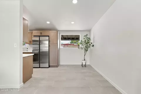 Dining - 1126 E Macarthur St, Tucson, AZ 85714 photo 1 of 1