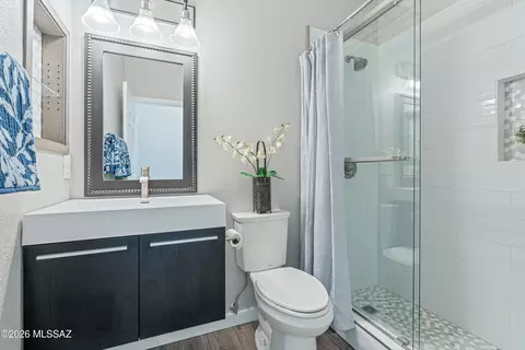 Bath - 7403 E Maritime Dr, Tucson, AZ 85756 photo 3 of 3