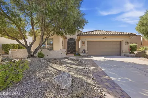 2172 E Bluejay Bluff Ln, Green Valley, AZ 85614