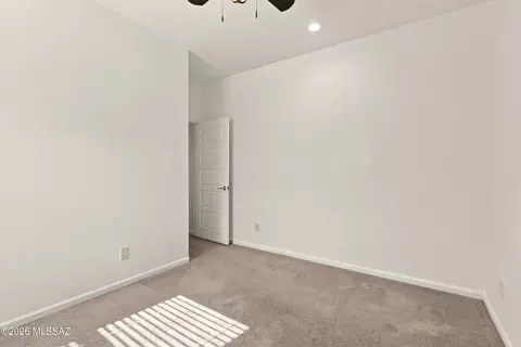 Bedroom - 21978 E Thunderhead Dr, Red Rock, AZ 85145 photo 8 of 8