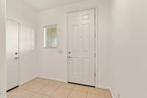 Entry Way - 21978 E Thunderhead Dr, Red Rock, AZ 85145 photo 1 of 2