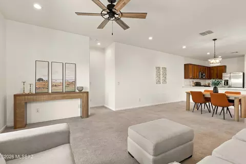 Entry Way - 21978 E Thunderhead Dr, Red Rock, AZ 85145 photo 2 of 2