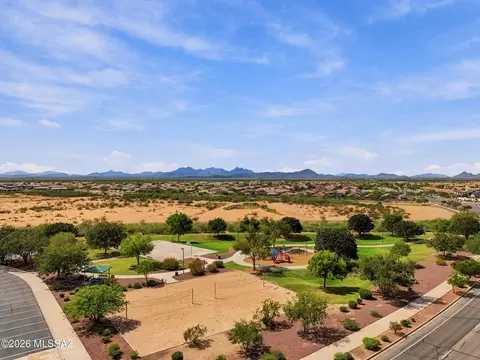 View/Area - 21978 E Thunderhead Dr, Red Rock, AZ 85145 photo 6 of 8