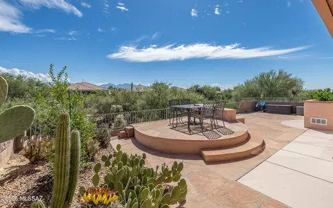 13196 N Silver Cholla Pl, Marana, AZ 85658