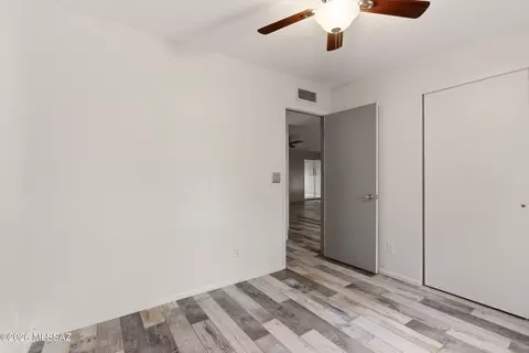 Bedroom - 9400 E Summer Trl, Tucson, AZ 85749 photo 1 of 3