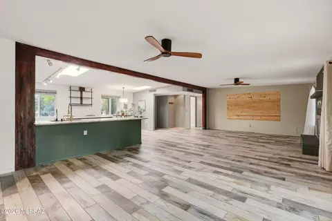 Living - 9400 E Summer Trl, Tucson, AZ 85749 photo 10 of 12