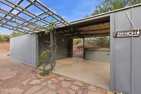 Exterior - 9400 E Summer Trl, Tucson, AZ 85749 photo 8 of 13