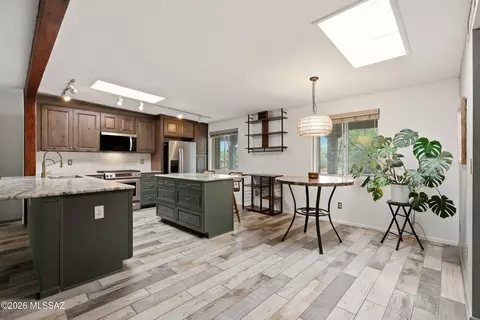 Kitchen - 9400 E Summer Trl, Tucson, AZ 85749 photo 1 of 4