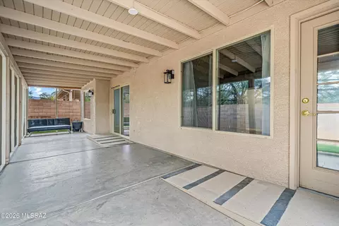 Exterior - 10226 E Buffaloberry Loop, Tucson, AZ 85748 photo 4 of 10