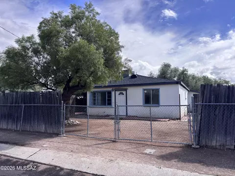 3908 E Fraedrich Dr, Tucson, AZ 85712