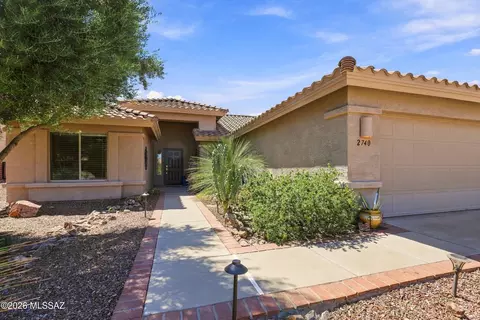 2740 E Sawyer Rd, Green Valley, AZ 85614