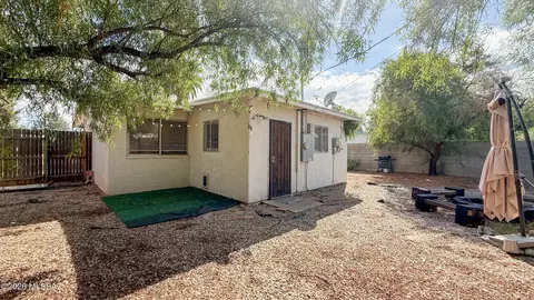 Exterior - 3521 E Sylvane St, Tucson, AZ 85713 photo 9 of 11