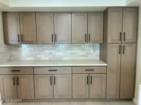 Kitchen - 5453 E 4th St, Tucson, AZ 85711 photo 3 of 3