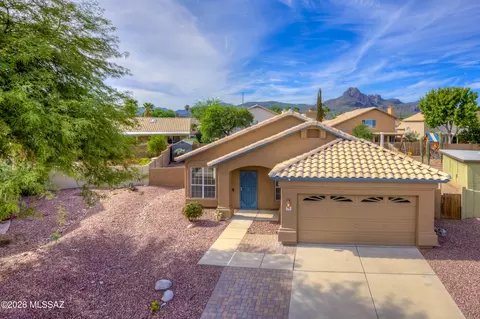 9061 N Running Bear Pl, Tucson, AZ 85743